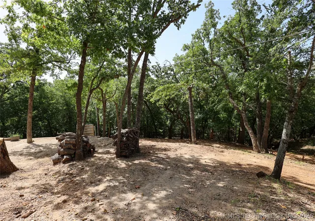 Photo 2 of Single family home for sale at 3850 Broken Arrow, Sulphur, OK 73086 | MLS# 2630381 | Listing updated on 2026-08-21