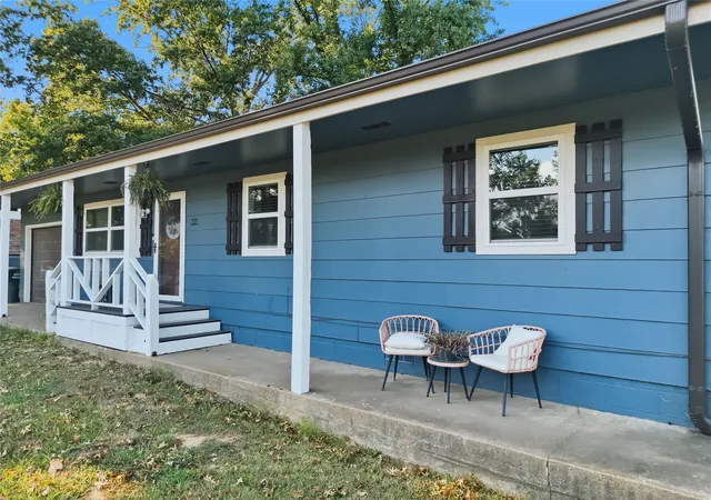Photo 4 of Single family home for sale at 321 Mockingbird, Sallisaw, OK 74955 | MLS# 2630877 | Listing updated on 2026-08-21