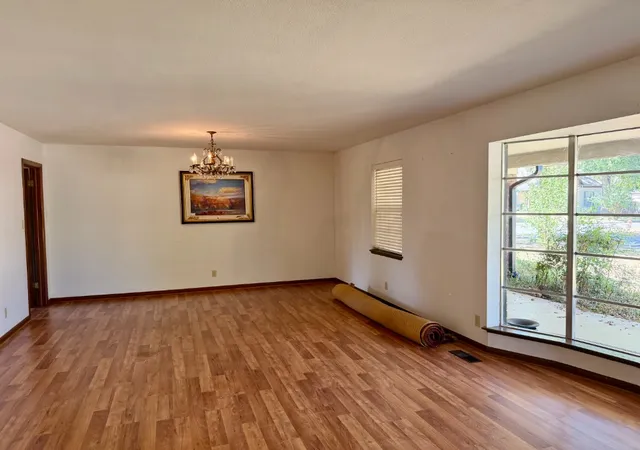 Photo 3 of Single family home for sale at 502 B St NW, Ardmore, OK 73401 | MLS# 2628504 | Listing updated on 2026-09-16
