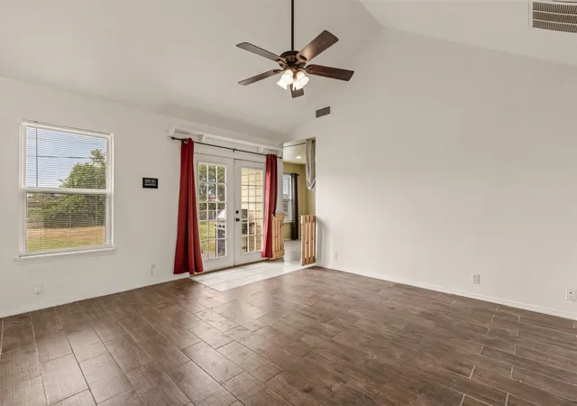 Photo 2 of Single family home for sale at 11620 N 190th East Ave, Collinsville, OK 74021 | MLS# 2630717 | Listing updated on 2026-08-21