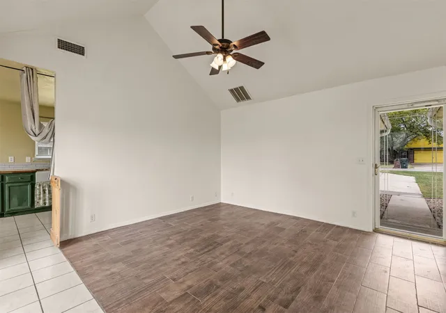 Photo 3 of Single family home for sale at 11620 N 190th East Ave, Collinsville, OK 74021 | MLS# 2630717 | Listing updated on 2026-08-21