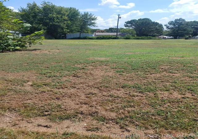 Photo 2 of Land for sale at 514 Se Main St, Checotah, OK 74426 | MLS# 2630936 | Listing updated on 2026-08-20