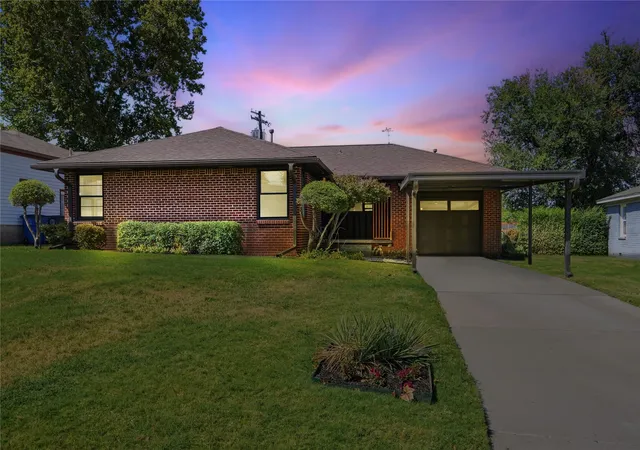 Photo 1 of Sale Pending at 3814 S Indianapolis Ave, Tulsa, OK 74135 | MLS# 2630888 | Listing updated on 2026-08-27
