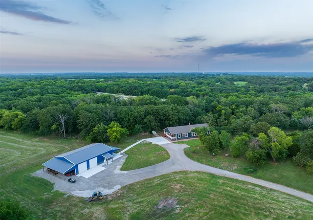 Photo 2 of Manufactured home for sale at 15291 E 400 Road, Claremore, OK 74017 | MLS# 2630646 | Listing updated on 2026-08-21