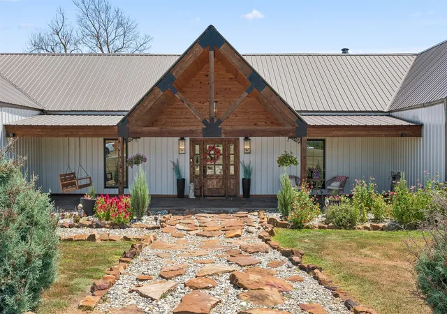 Photo 1 of Single family home for sale at 5086 N 427 Road, Pryor, OK 74361 | MLS# 2630979 | Listing updated on 2026-08-21
