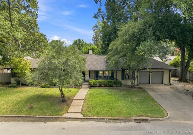 Photo 4 of Sale Pending at 2706 E 57th Street, Tulsa, OK 74105 | MLS# 2629893 | Listing updated on 2026-08-27