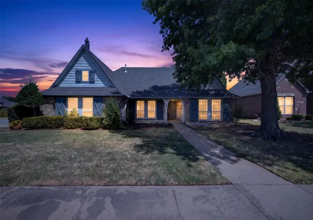 Photo 2 of Sale Pending at 14101 E 86th Court N, Owasso, OK 74055 | MLS# 2630915 | Listing updated on 2026-08-25