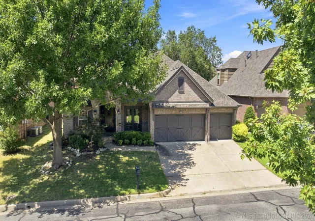 Photo 3 of Sale Pending at 9314 74Th Eastavenue, Tulsa, OK 74133 | MLS# 2631032 | Listing updated on 2026-08-24
