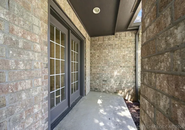 Photo 5 of Sale Pending at 9314 74Th Eastavenue, Tulsa, OK 74133 | MLS# 2631032 | Listing updated on 2026-08-24