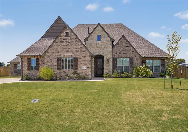 Photo 1 of Sale Pending at 10722 N 158th East Ave, Owasso, OK 74055 | MLS# 2630759 | Listing updated on 2026-08-26