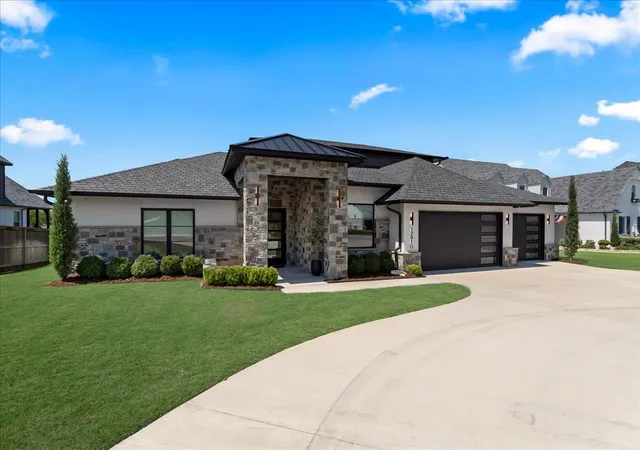 1st image of 12910 S 28th Pl, Bixby, OK 74008 | MLS# 2630991