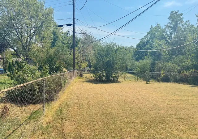 Photo 15 of Single family home for sale at 419 185th Eastavenue, Tulsa, OK 74108 | MLS# 2631104 | Listing updated on 2026-09-01