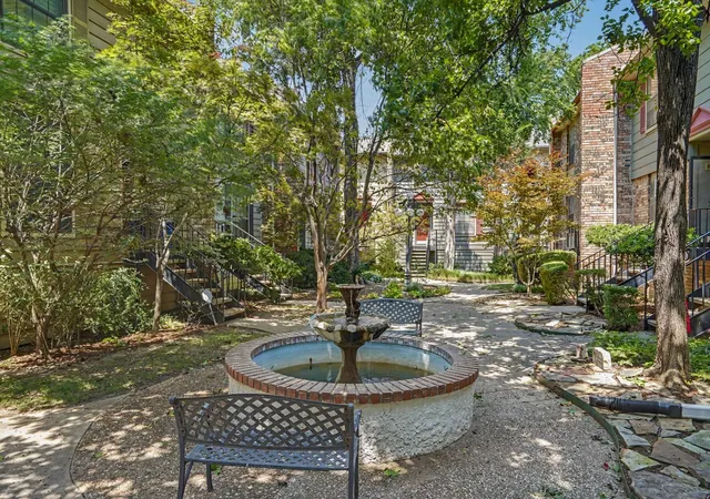 Photo 3 of Townhouse for sale at 1736 S Cheyenne Ave #20, Tulsa, OK 74119 | MLS# 2631163 | Listing updated on 2026-08-22