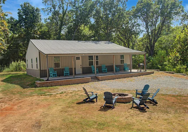 Photo 1 of Single family home for sale at 232 Oak Hollow Rd, Eufaula, OK 74432 | MLS# 2631111 | Listing updated on 2026-08-22