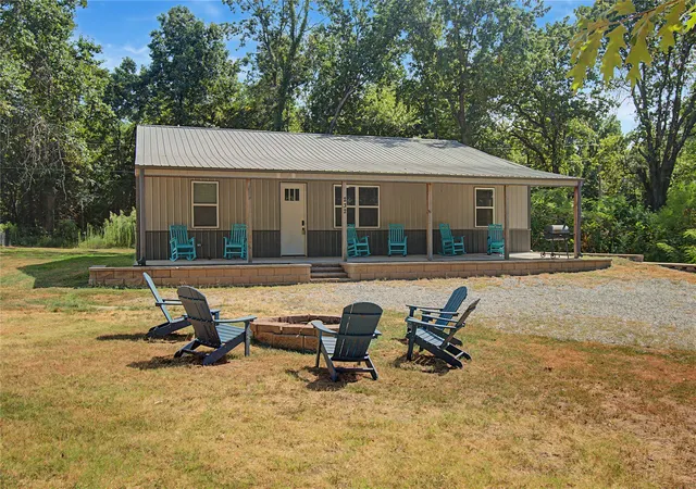 Photo 2 of Single family home for sale at 232 Oak Hollow Rd, Eufaula, OK 74432 | MLS# 2631111 | Listing updated on 2026-08-22