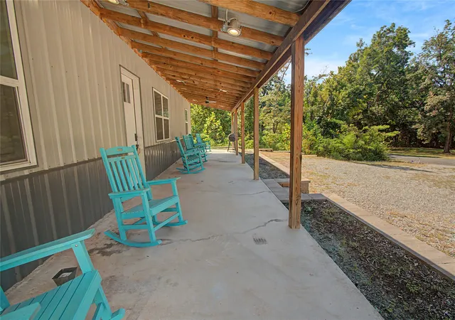 Photo 3 of Single family home for sale at 232 Oak Hollow Rd, Eufaula, OK 74432 | MLS# 2631111 | Listing updated on 2026-08-22