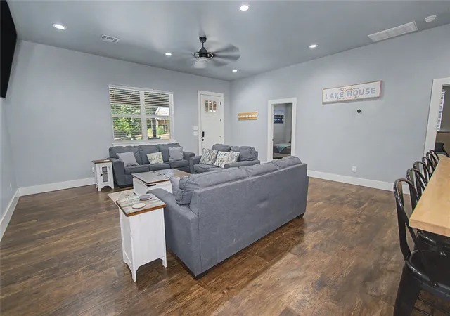 Photo 3 of Single family home for sale at 232 Oak Hollow Rd, Eufaula, OK 74432 | MLS# 2631111 | Listing updated on 2026-09-25