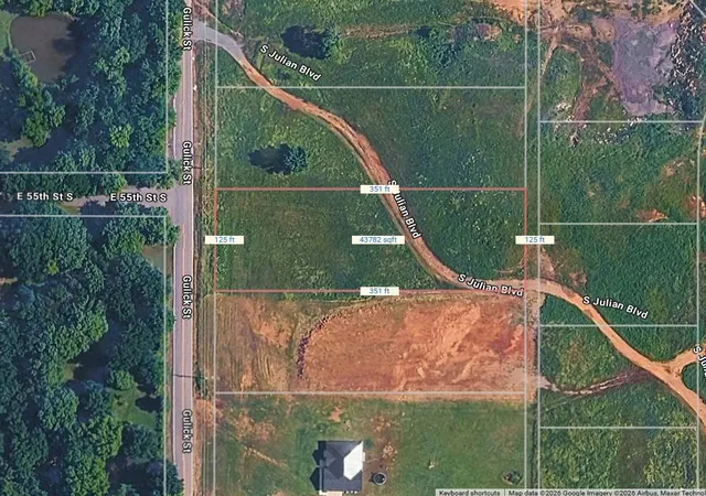 Photo 9 of Single family home for sale at 5472 S Gulick St, Muskogee, OK 74403 | MLS# 2628612 | Listing updated on 2026-08-24