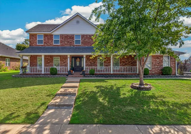 Photo 1 of Single family home for sale at 2624 Montrose Dr, Bartlesville, OK 74006 | MLS# 2630621 | Listing updated on 2026-09-25