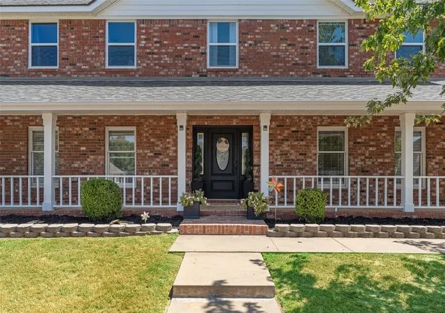 Photo 3 of Single family home for sale at 2624 Montrose Dr, Bartlesville, OK 74006 | MLS# 2630621 | Listing updated on 2026-08-24