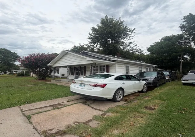 Photo 1 of Single family home for sale at 2134 Fredonia St, Muskogee, OK 74403 | MLS# 2631187 | Listing updated on 2026-08-22