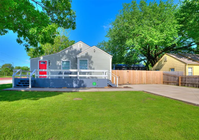Photo 1 of Single family home for sale at 3819 E 15th St, Tulsa, OK 74112 | MLS# 2631208 | Listing updated on 2026-08-22