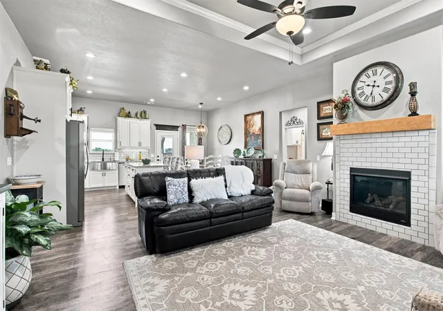 Photo 4 of Single family home for sale at 131 Paralee St, Durant, OK 74701 | MLS# 2631233 | Listing updated on 2026-08-23