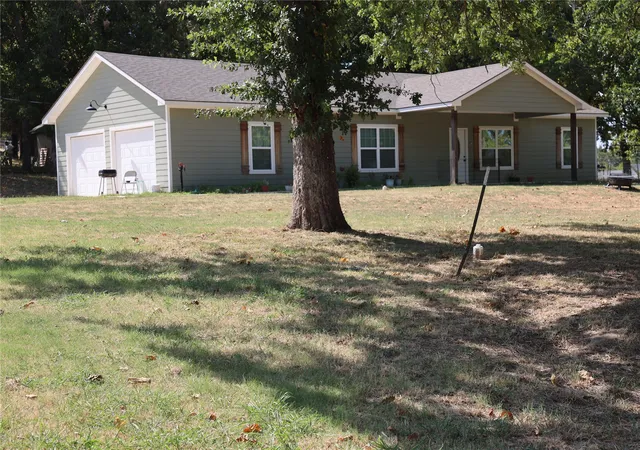 2nd image of 231 S Meadors Ave, Ada, OK 74820 | MLS# 2631215