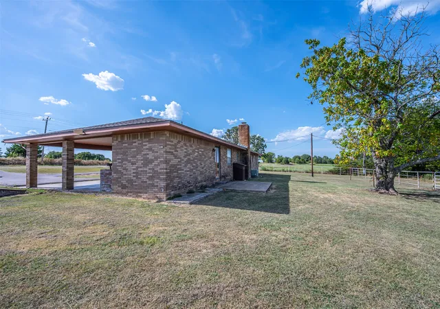 Photo 3 of Single family home for sale at 11330 County Road 3560 W, Ada, OK 74820 | MLS# 2630712 | Listing updated on 2026-08-24