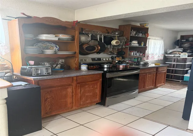 Photo 4 of Single family home for sale at 11600 Camino Real Dr, Norman, OK 73026 | MLS# 2631016 | Listing updated on 2026-09-01
