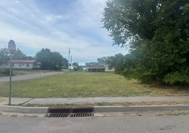 Photo 2 of Land for sale at 801 E 14th St, Pawhuska, OK 74056 | MLS# 2631357 | Listing updated on 2026-08-24