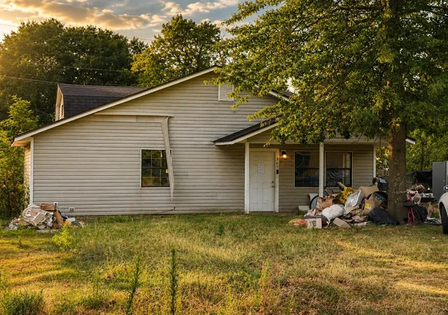 Photo 1 of Single family home for sale at 505 Avalon, Vian, OK 74962 | MLS# 2631365 | Listing updated on 2026-08-25