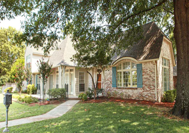 Photo 1 of Single family home for sale at 1431 S Newport Ave, Tulsa, OK 74120 | MLS# 2618722 | Listing updated on 2026-08-25