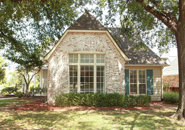 Photo 2 of Single family home for sale at 1431 S Newport Ave, Tulsa, OK 74120 | MLS# 2618722 | Listing updated on 2026-08-25