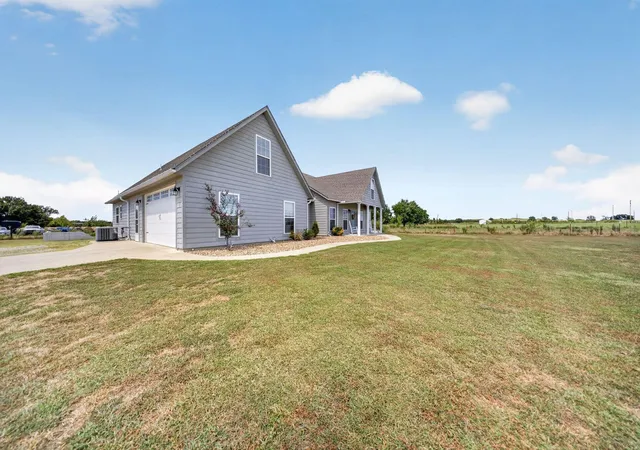 Photo 3 of Single family home for sale at 22111 Hwy 2, Vinita, OK 74301 | MLS# 2631416 | Listing updated on 2026-08-25