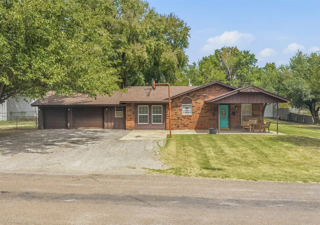 Photo 1 of Single family home for sale at 1206 E Schmid, Wynnewood, OK 73098 | MLS# 2631450 | Listing updated on 2026-08-25