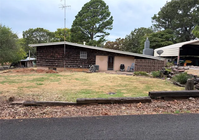 Photo 1 of Single family home for sale at 180 Grandview Cir, Locust Grove, OK 74352 | MLS# 2631486 | Listing updated on 2026-09-25