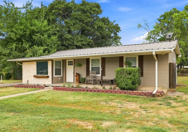 1st image of 60 Whippoorwill, Mead, OK 73449 | MLS# 2631485