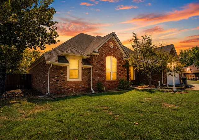 Photo 1 of Single family home for sale at 1010 Saddle Ln, Skiatook, OK 74070 | MLS# 2631504 | Listing updated on 2026-08-26