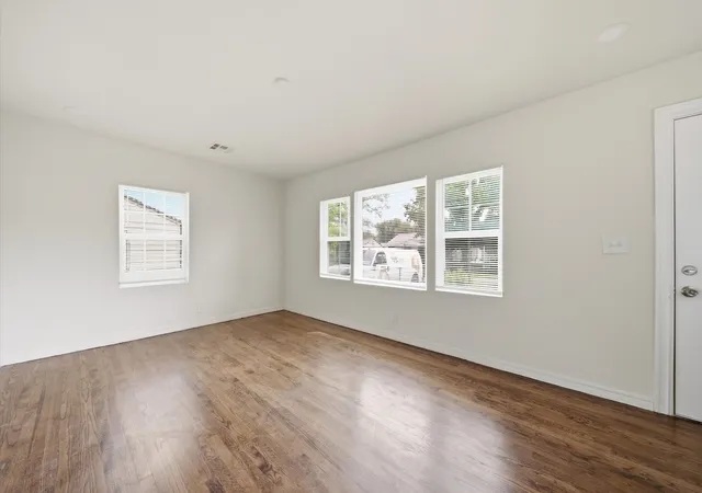Photo 3 of Single family home for sale at 1112 S 53Rd West Ave, Tulsa, OK 74127 | MLS# 2630599 | Listing updated on 2026-08-26