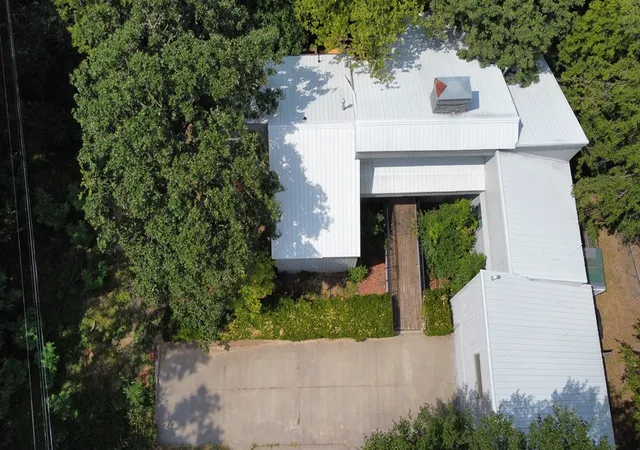 Photo 3 of Sale Pending at 3433 Willowood Dr, Bartlesville, OK 74006 | MLS# 2631528 | Listing updated on 2026-09-24