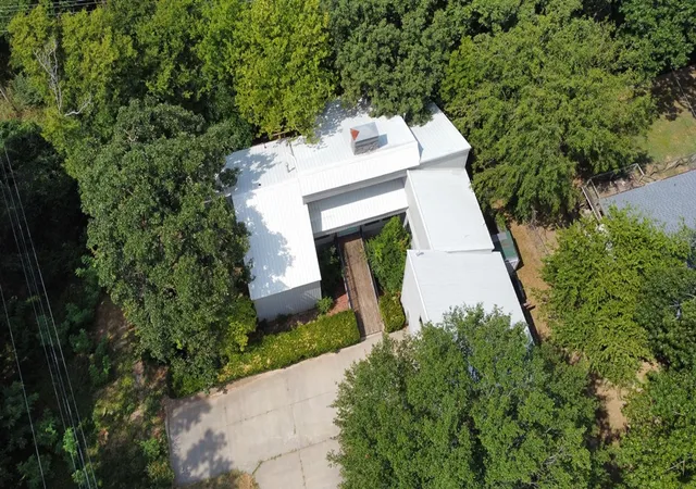 Photo 4 of Sale Pending at 3433 Willowood Dr, Bartlesville, OK 74006 | MLS# 2631528 | Listing updated on 2026-09-24