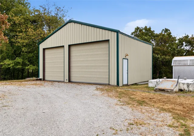 Photo 4 of Single family home for sale at 448644 E 979 Rd, Vian, OK 74962 | MLS# 2631538 | Listing updated on 2026-09-22