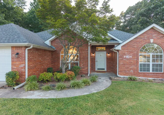 Photo 3 of Single family home for sale at 9804 Broadwell, Fort Smith, AR 72908 | MLS# 2628869 | Listing updated on 2026-09-16