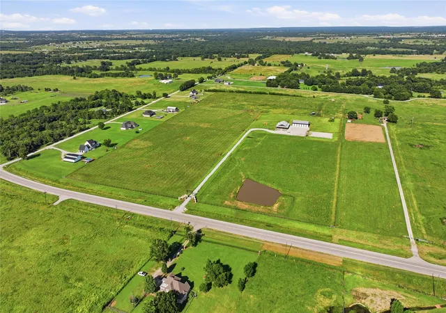 Photo 3 of Sale Pending at 160 Alt Hwy 75, Mounds, OK 74047 | MLS# 2631572 | Listing updated on 2026-09-18