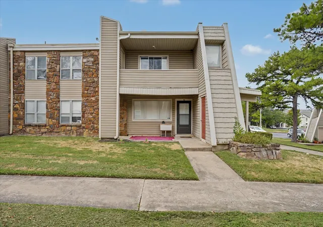 Photo 2 of Condo for sale at 7321 S 104th Ave #219, Tulsa, OK 74136 | MLS# 2631596 | Listing updated on 2026-08-28