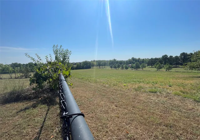 Photo 3 of Sale Pending at 18303 N 113Th Eastavenue, Collinsville, OK 74021 | MLS# 2631600 | Listing updated on 2026-08-27