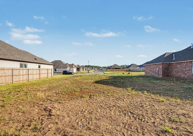 Photo 2 of Sale Pending at 27894 E 109th St, Coweta, OK 74429 | MLS# 2631420 | Listing updated on 2026-09-16