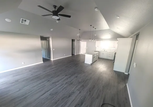 Photo 2 of Single family home for sale at 1024 E Pfendler Ave, Sapulpa, OK 74066 | MLS# 2631625 | Listing updated on 2026-08-26