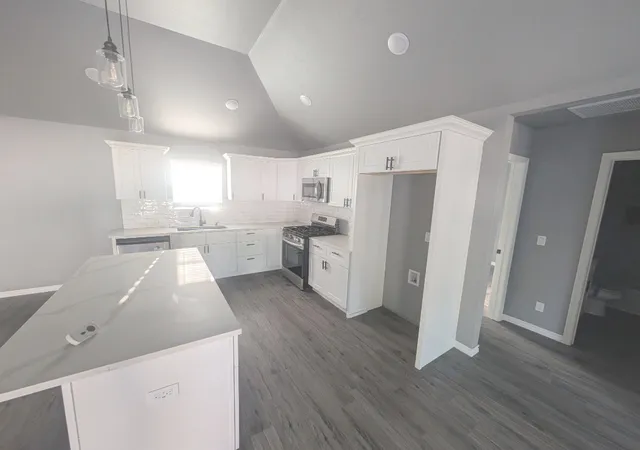 Photo 3 of Single family home for sale at 1024 E Pfendler Ave, Sapulpa, OK 74066 | MLS# 2631625 | Listing updated on 2026-08-26